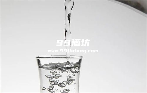 52度白酒会结冰吗？人久久为您分析