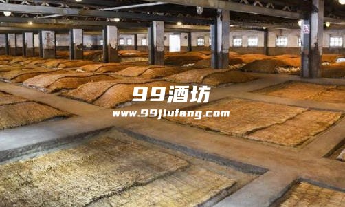 酱香型白酒的酿造工艺都是一样的吗,人久久白酒告诉你 酱香型白酒的酿造工艺都是一样的吗,人久久白酒告诉你