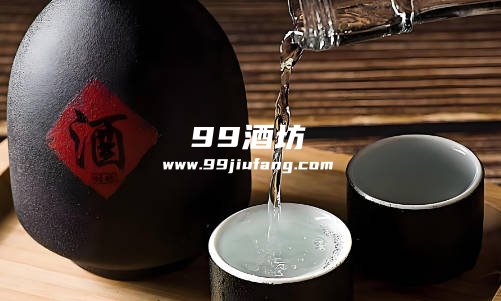 浓香型比酱香型白酒代谢慢吗 浓香型比酱香型白酒代谢慢吗