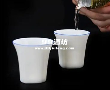 白酒空杯留香越久表明酒越好吗？