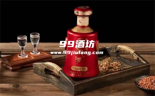 凤香型白酒用泥土封窖不怕脏？