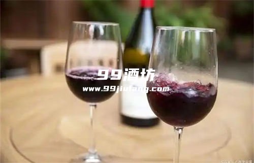 晚上喝了点红酒还能再喝白酒吗？人久久为您分析