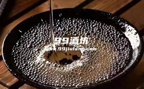 白酒喝多了，可以喝牛奶来解酒吗
