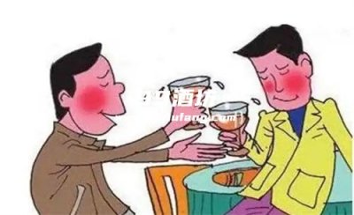 为什么白酒喝多会上头？