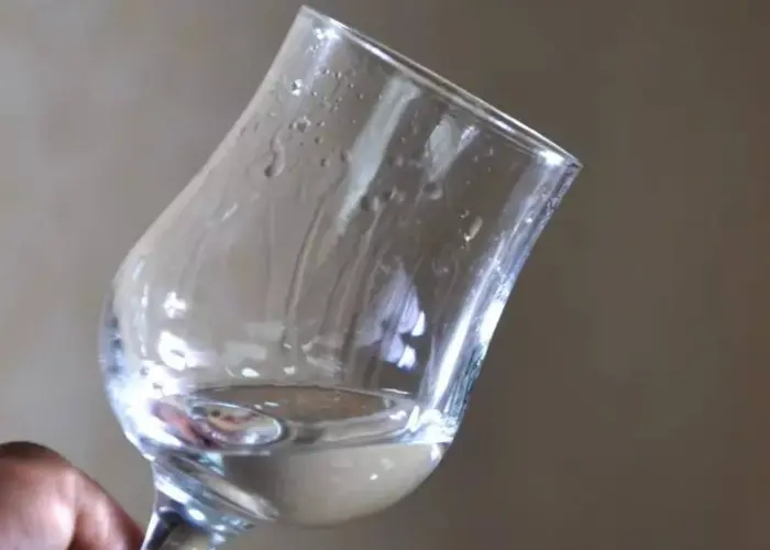 白酒放久了会变稠吗?白酒为什么会变稠?